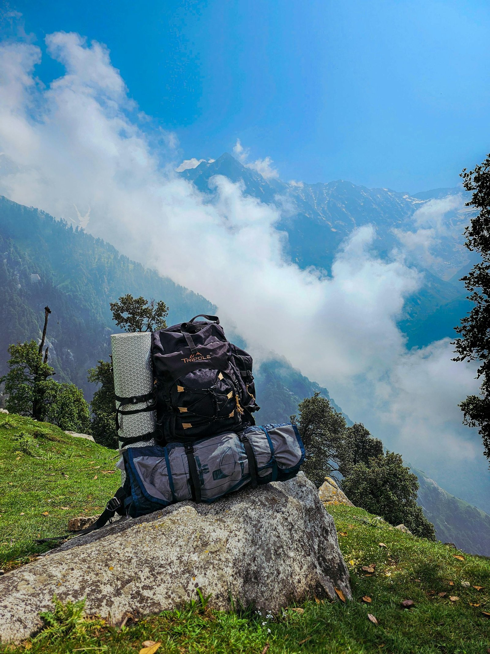 SD Chele La Trekking